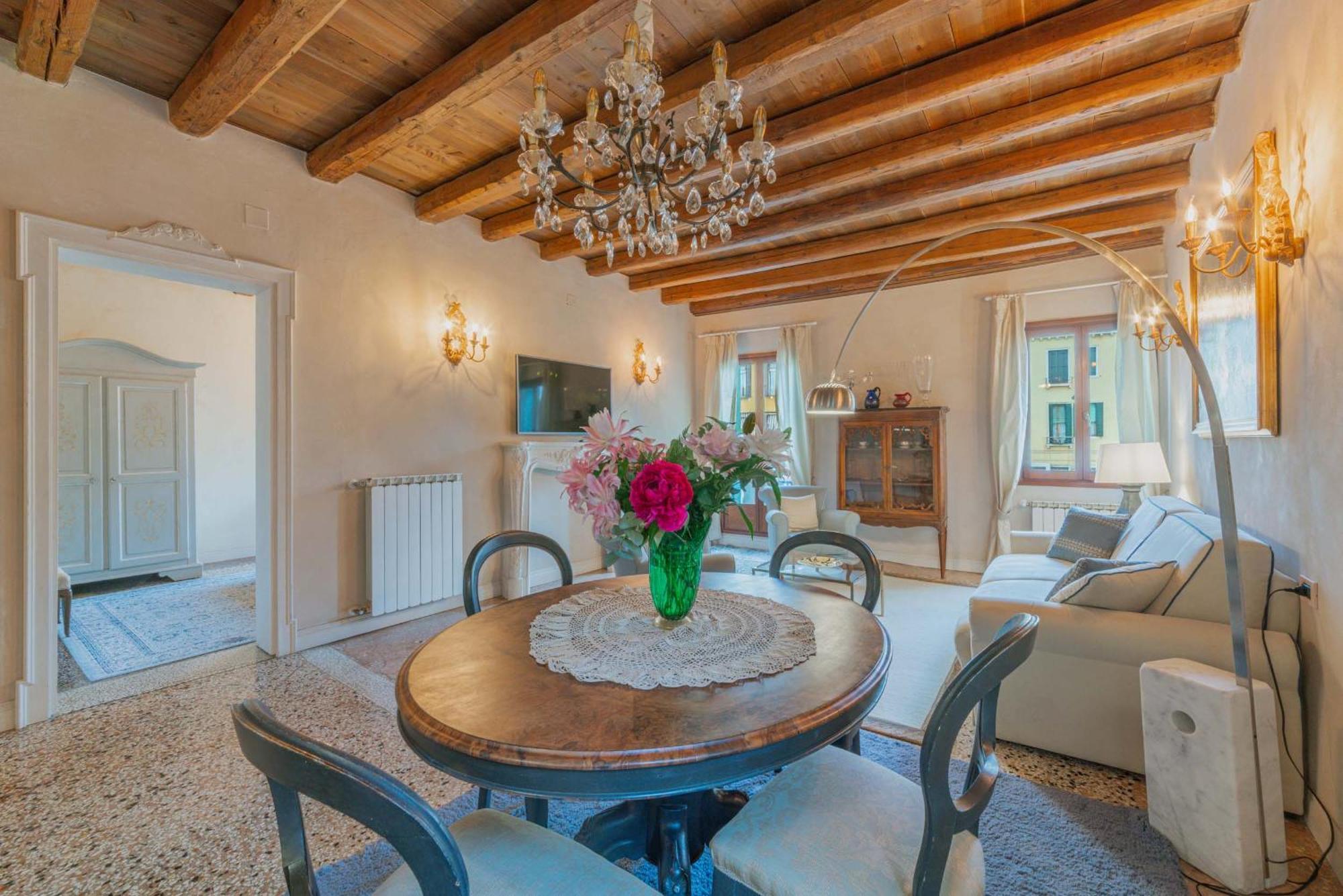 Casa Agostina Apartment เวนิส ภายนอก รูปภาพ